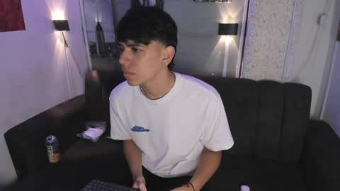 sebas_pretty7 online show from March 31, 2026, 12:27 pm