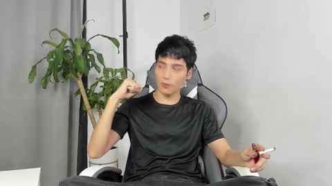 Snapshot of sebas_rosse chatting on January 12, 2026, 3:50 pm sebastian online show from January 12, 2026, 3:50 pm