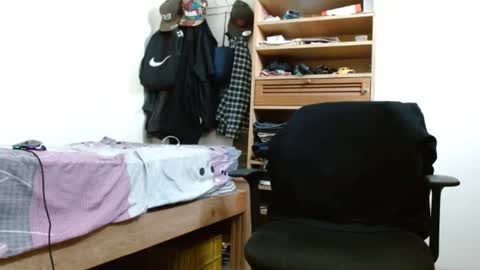 Sebas online show from February 2, 2025, 7:57 pm