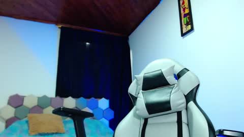 Sebastian online show from December 19, 2024, 5:29 am