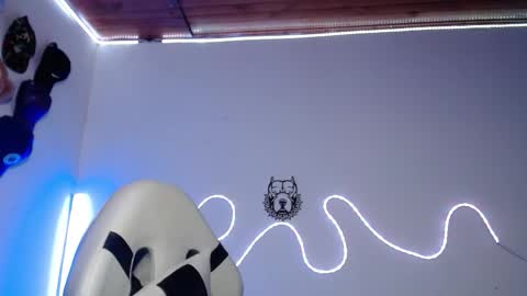 Sebastian online show from December 22, 2025, 10:45 am