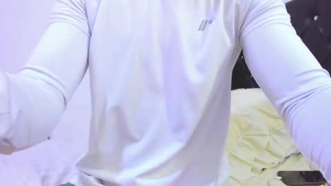 Snapshot of sebastian_dash chatting on February 12, 2025, 12:58 am SEBAS online show from February 12, 2025, 12:58 am