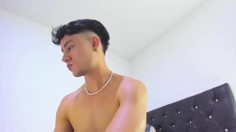 Snapshot of sebastian_dash chatting on February 16, 2025, 12:30 am SEBAS online show from February 16, 2025, 12:30 am