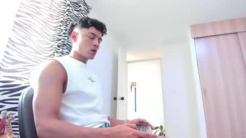 Snapshot of sebastian_dash chatting on March 1, 2025, 8:42 pm SEBAS online show from March 1, 2025, 8:42 pm