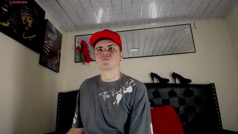 Sebastian online show from November 7, 2025, 6:52 pm