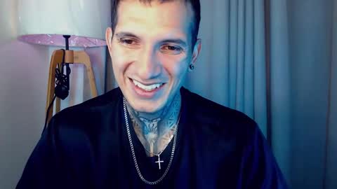 Sebastian online show from November 8, 2025, 1:55 pm