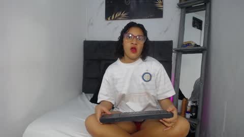 Snapshot of sebastian_n_alinson chatting on December 3, 2024, 8:39 pm sebastian n alinson online show from December 3, 2024, 8:39 pm