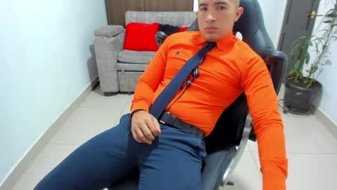 Snapshot of sebastian_oconnor77 chatting on January 27, 2025, 12:16 pm juan sebastian online show from January 27, 2025, 12:16 pm