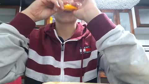 Snapshot of sebastian_posse chatting on January 8, 2025, 11:52 pm Myystiic online show from January 8, 2025, 11:52 pm