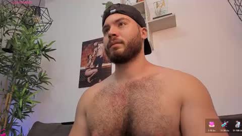 Instagram jeanpaulfit  online show from November 15, 2025, 11:54 pm