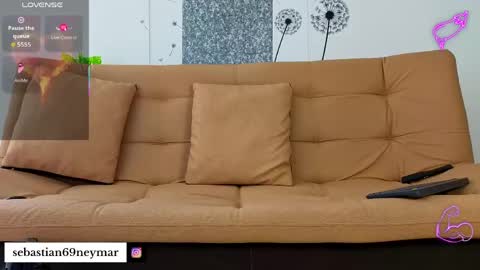 Snapshot of sebastiian69_ chatting on April 15, 2026, 1:29 pm Sebas online show from April 15, 2026, 1:29 pm