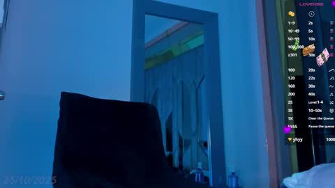 Sebastian online show from October 25, 2025, 9:42 pm