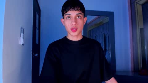 Snapshot of sebax_00 chatting on February 28, 2026, 8:21 pm Sebastian online show from February 28, 2026, 8:21 pm