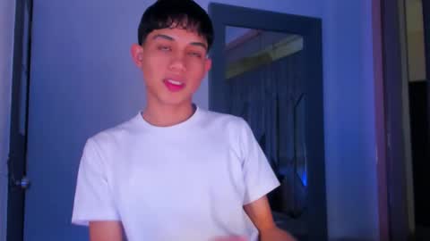 Sebastian online show from March 19, 2026, 8:24 pm