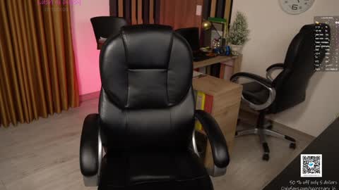 Snapshot of secretary_bj chatting on December 15, 2025, 10:03 pm secretary_bj online show from December 15, 2025, 10:03 pm