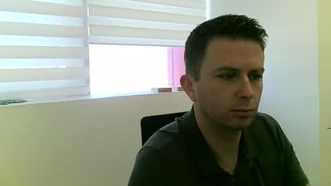 Snapshot of secretboy33 chatting on September 18, 2025, 7:32 am Secretboy33 online show from September 18, 2025, 7:32 am