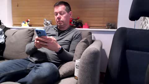 Snapshot of secretfun69uk chatting on February 1, 2025, 10:44 pm BJ online show from February 1, 2025, 10:44 pm