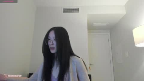 Angela online show from February 4, 2025, 5:53 am