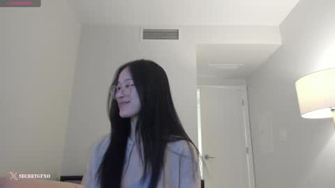 Angela online show from February 5, 2025, 11:55 am