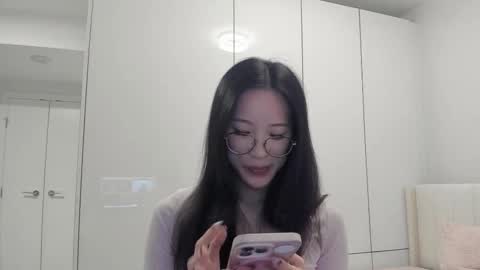 Angela online show from December 19, 2025, 12:06 am