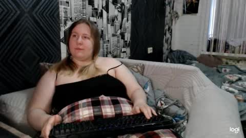 SecretGodnes online show from February 6, 2026, 6:29 am