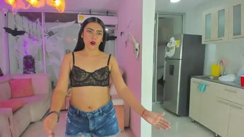 NIKOL online show from October 4, 2025, 9:46 pm