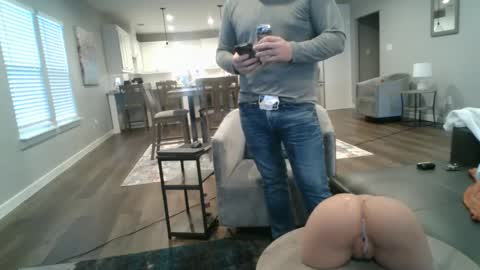 Snapshot of secretlyseductive9399 chatting on January 10, 2025, 10:04 pm secretlyseductive9399 online show from January 10, 2025, 10:04 pm