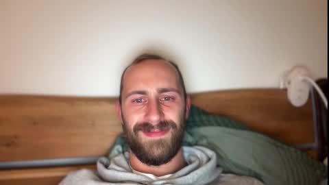 seducemepleae online show from November 11, 2025, 9:15 pm