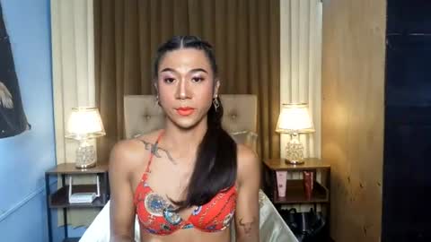 Snapshot of seductive_astrid chatting on June 22, 2026, 3:19 am seductive_astrid online show from June 22, 2026, 3:19 am