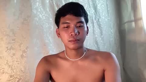 Snapshot of seductive_william chatting on December 16, 2025, 4:50 am William online show from December 16, 2025, 4:50 am