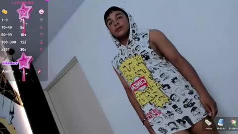 Snapshot of seductivo_jr chatting on February 2, 2025, 9:51 am seductivo online show from February 2, 2025, 9:51 am