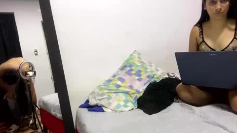 seduxionduo online show from December 2, 2024, 2:53 am