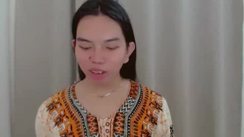 Selena online show from December 3, 2024, 3:09 am