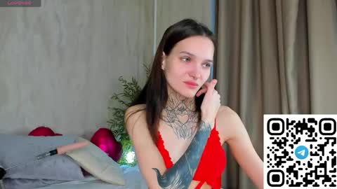 Snapshot of selena_sharp chatting on April 15, 2026, 1:01 am Selena online show from April 15, 2026, 1:01 am