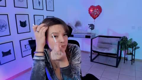 Selena ntmy online show from February 19, 2025, 2:01 pm