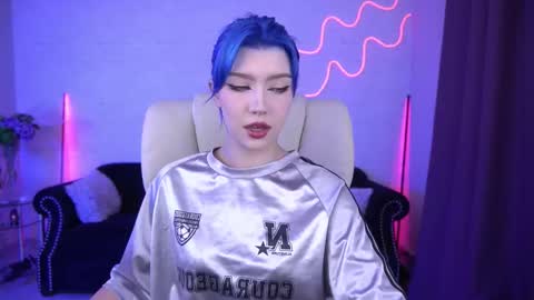 selenairis online show from October 25, 2025, 8:47 pm