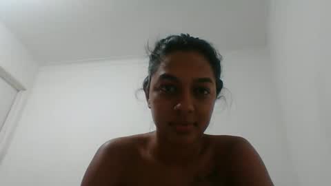 Snapshot of selene_azahar chatting on September 20, 2025, 2:56 am selene online show from September 20, 2025, 2:56 am