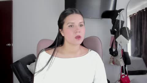 Snapshot of selene_king22 chatting on April 1, 2026, 2:36 pm Alejandra online show from April 1, 2026, 2:36 pm