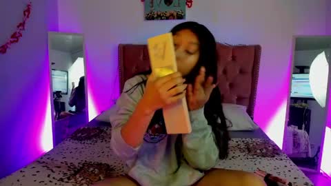 selene rushe online show from April 27, 2026, 12:58 pm