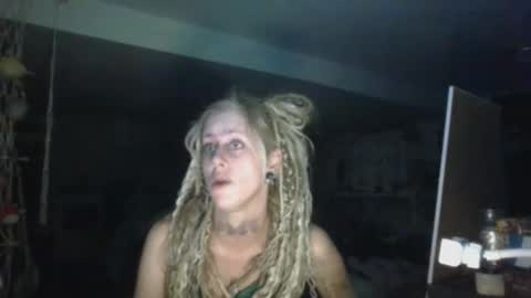 Snapshot of self_taught_dawn chatting on October 1, 2025, 3:34 am Dawn online show from October 1, 2025, 3:34 am