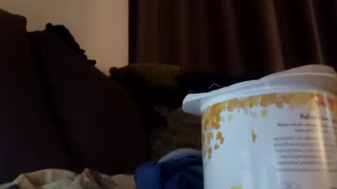 Snapshot of selfiepicdump chatting on December 21, 2025, 12:01 pm Julian Kinky Bi-guy online show from December 21, 2025, 12:01 pm