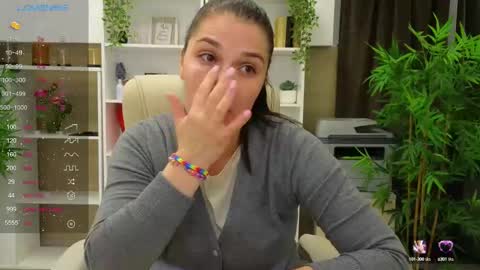 Snapshot of selinesole_ chatting on March 11, 2025, 11:15 pm Seline online show from March 11, 2025, 11:15 pm