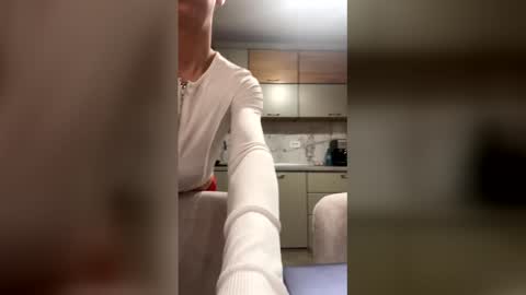 Snapshot of selinn11 chatting on December 17, 2025, 7:58 am Selin online show from December 17, 2025, 7:58 am