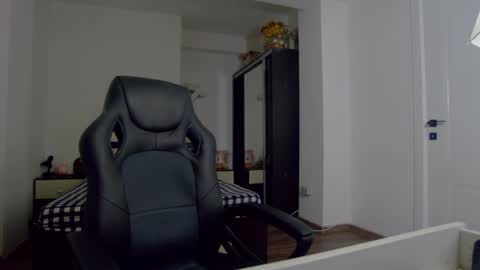 Snapshot of sellena_angels chatting on February 13, 2026, 4:03 pm sellena_angels online show from February 13, 2026, 4:03 pm