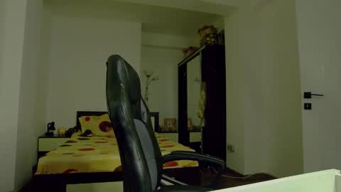 Snapshot of sellena_angels chatting on March 11, 2026, 6:25 pm sellena_angels online show from March 11, 2026, 6:25 pm