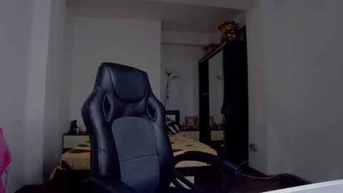 Snapshot of sellena_angels chatting on March 16, 2026, 6:34 pm sellena_angels online show from March 16, 2026, 6:34 pm