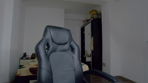 Snapshot of sellena_angels chatting on March 31, 2026, 5:35 pm sellena_angels online show from March 31, 2026, 5:35 pm
