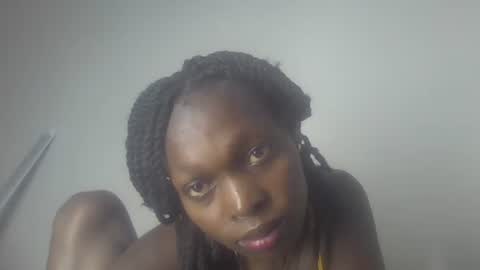 sellinprinces online show from September 15, 2025, 8:09 pm