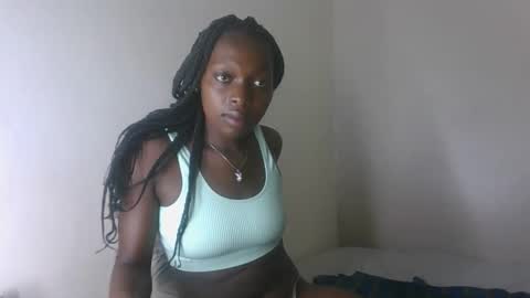 sellinprinces online show from November 12, 2025, 3:12 pm