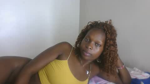 Snapshot of sellinprinces chatting on December 22, 2025, 3:53 pm sellinprinces online show from December 22, 2025, 3:53 pm